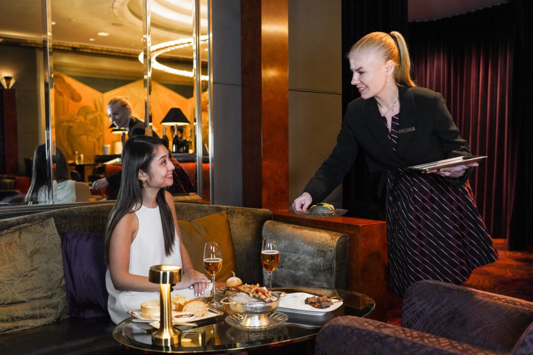 Grand Hyatt Hong Kong — eat & drink