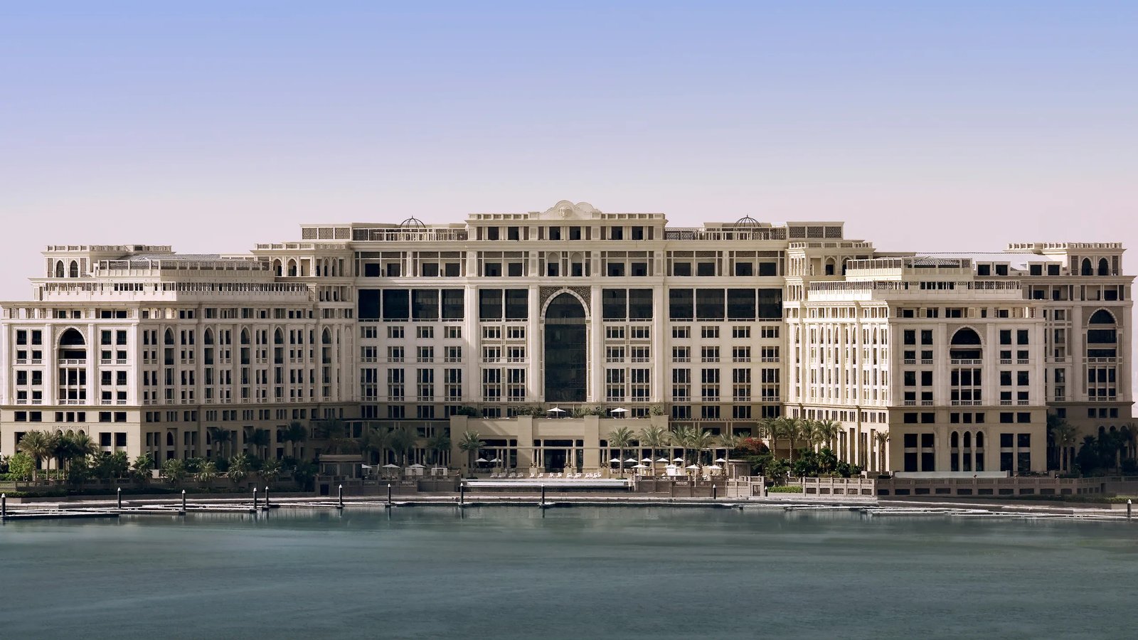 Palazzo Versace Dubai — backstory