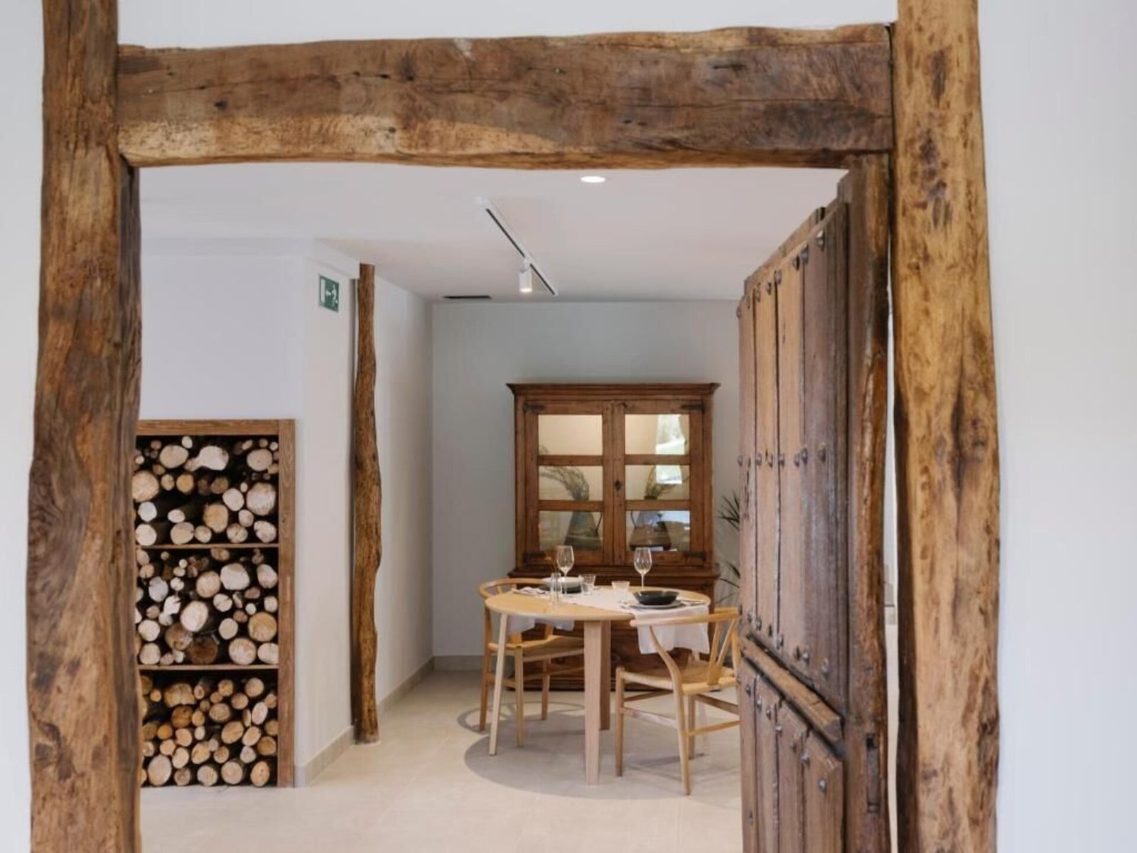 Hotel Nafarrola, at the table