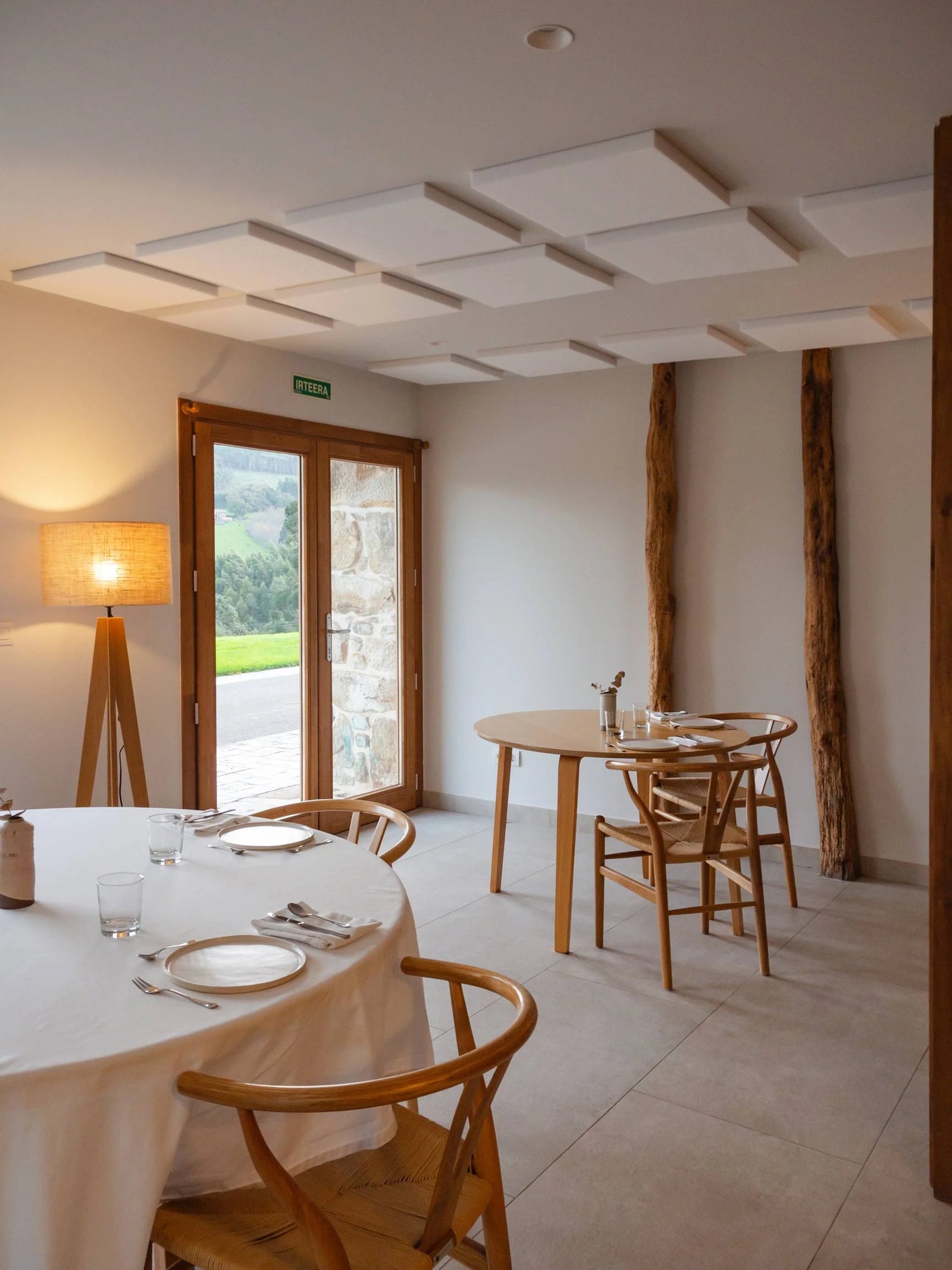 Hotel Nafarrola, at the table