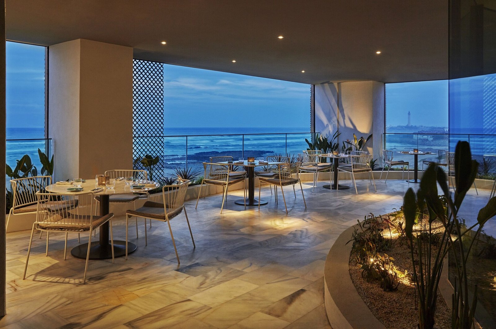 Four Seasons Hotel Casablanca, at the table