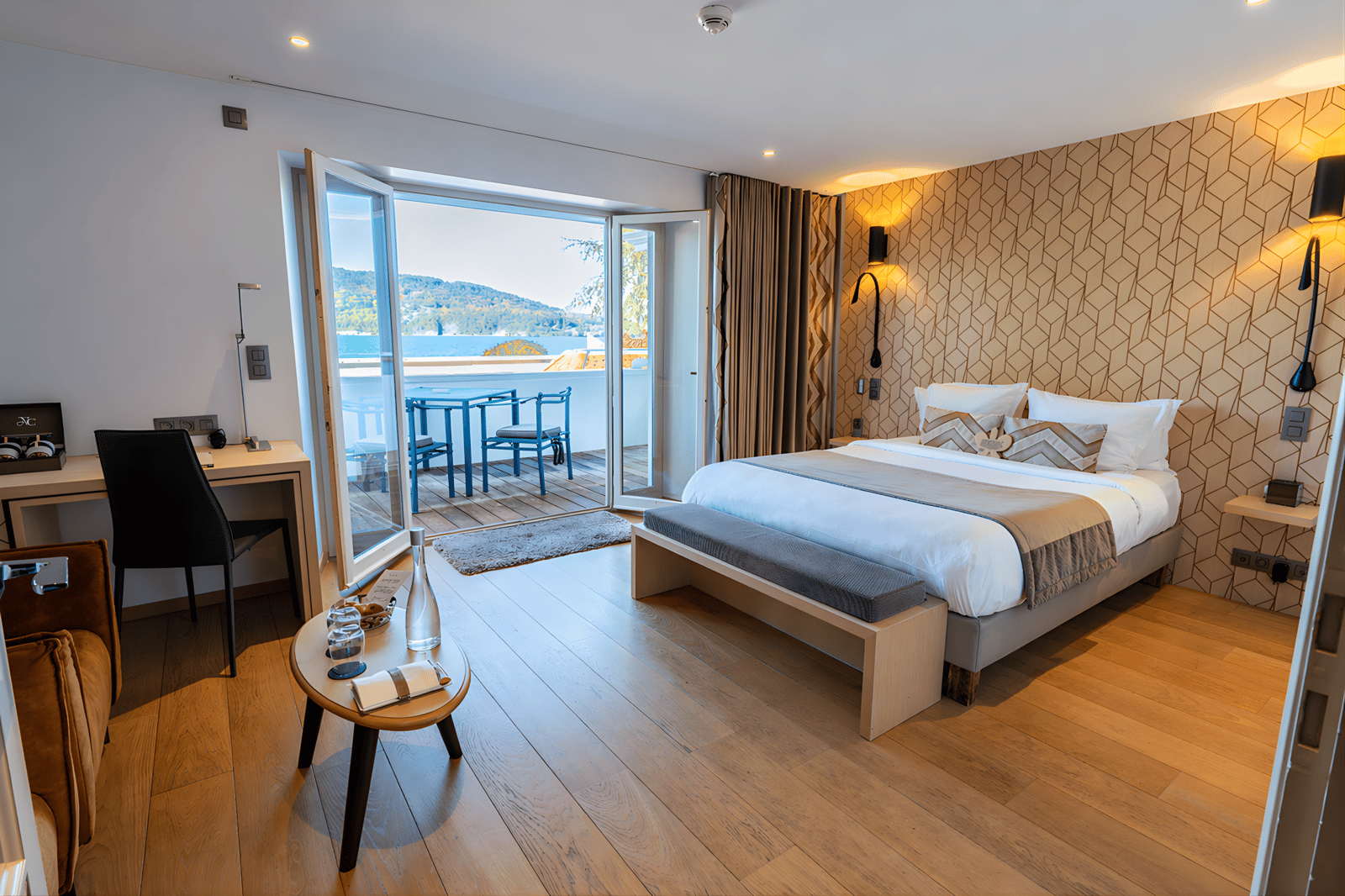Hôtel et Restaurant La Maison Bleue, rooms