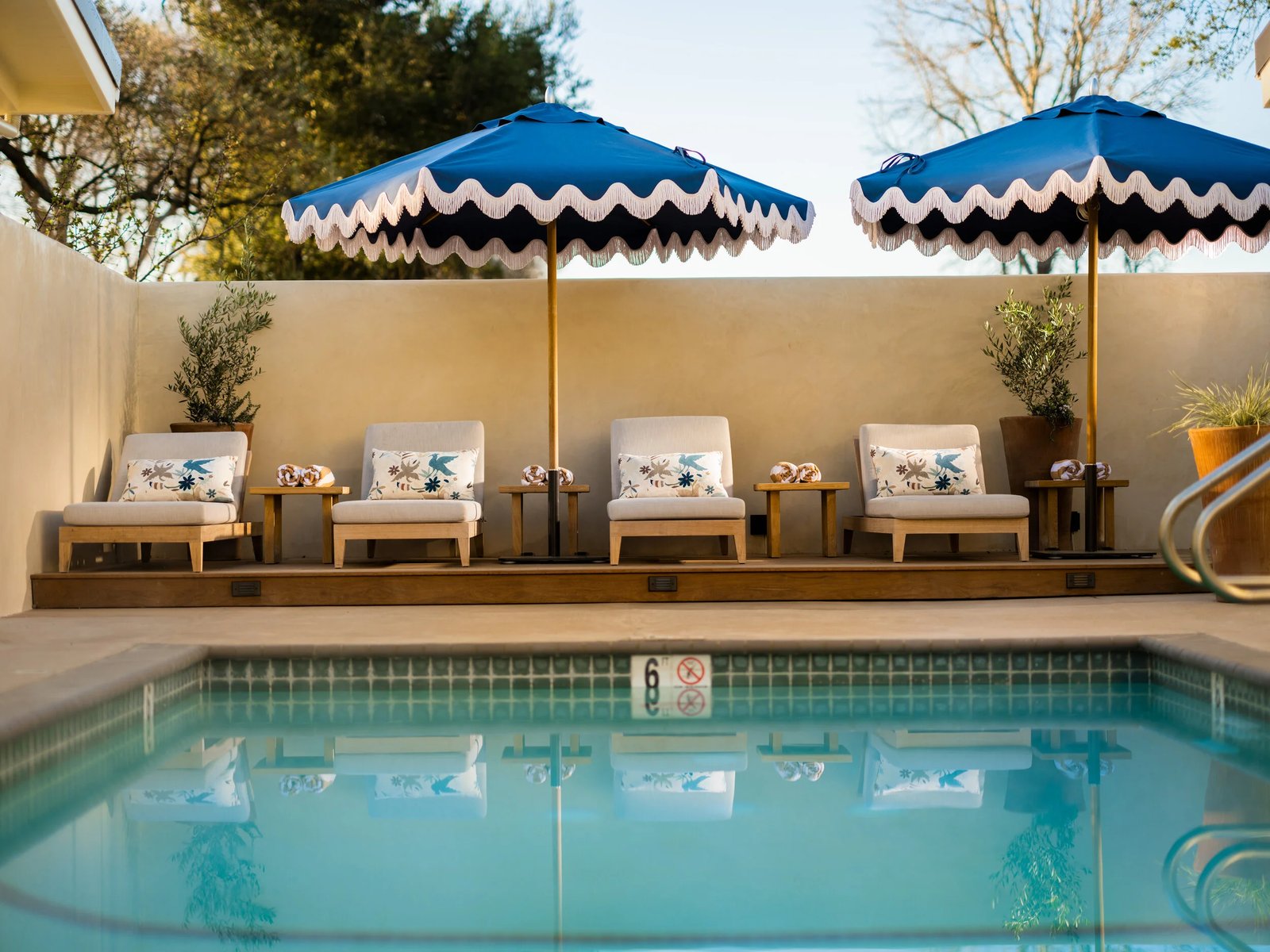 Hotel Ynez, the pool