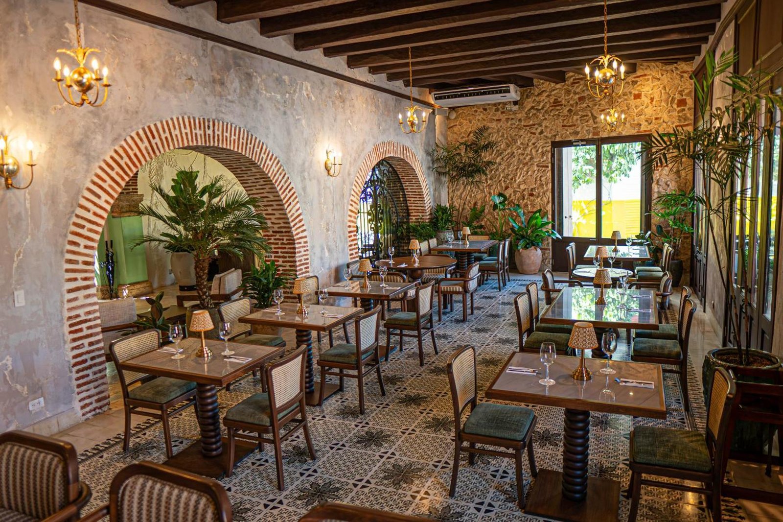 Hotel Capellan de Getsemani, clero restaurante