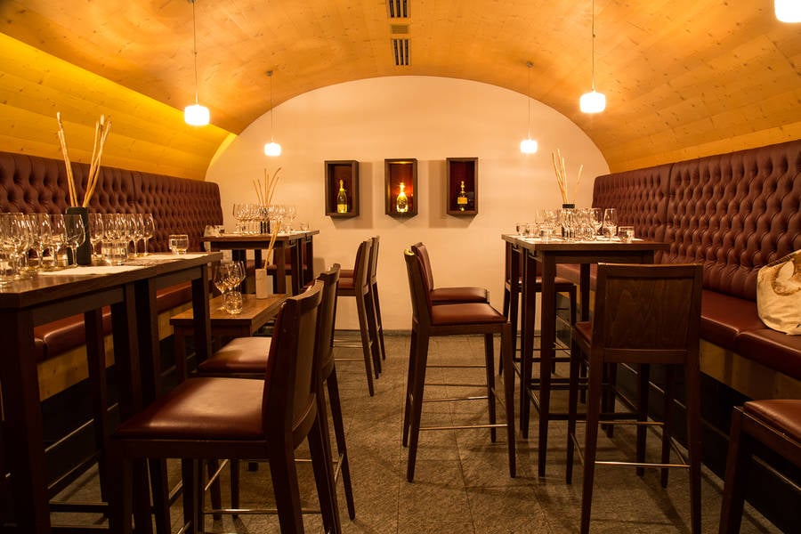Boutique Hotel Nives, at the table