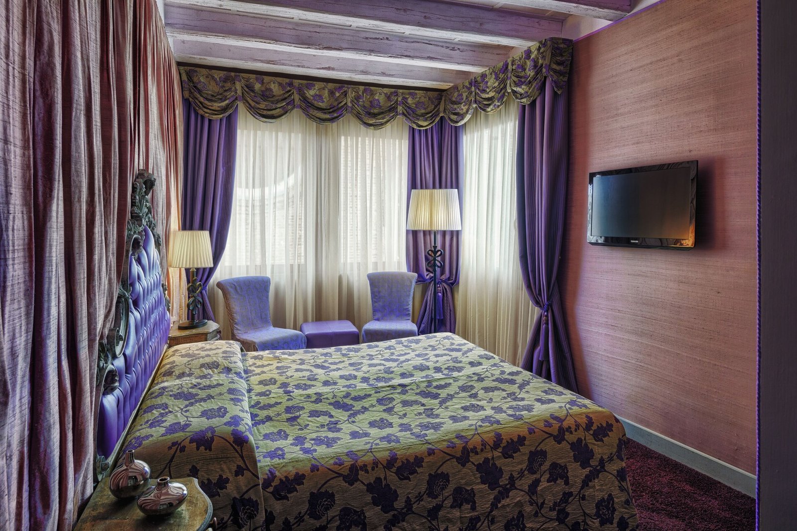 Bloom Boutique Design B&B, rooms