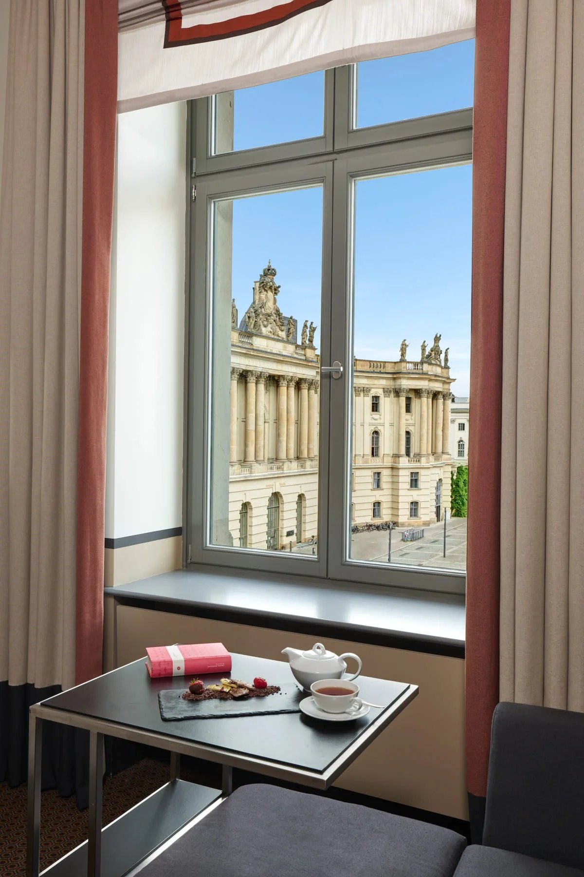 Hotel de Rome — rooms
