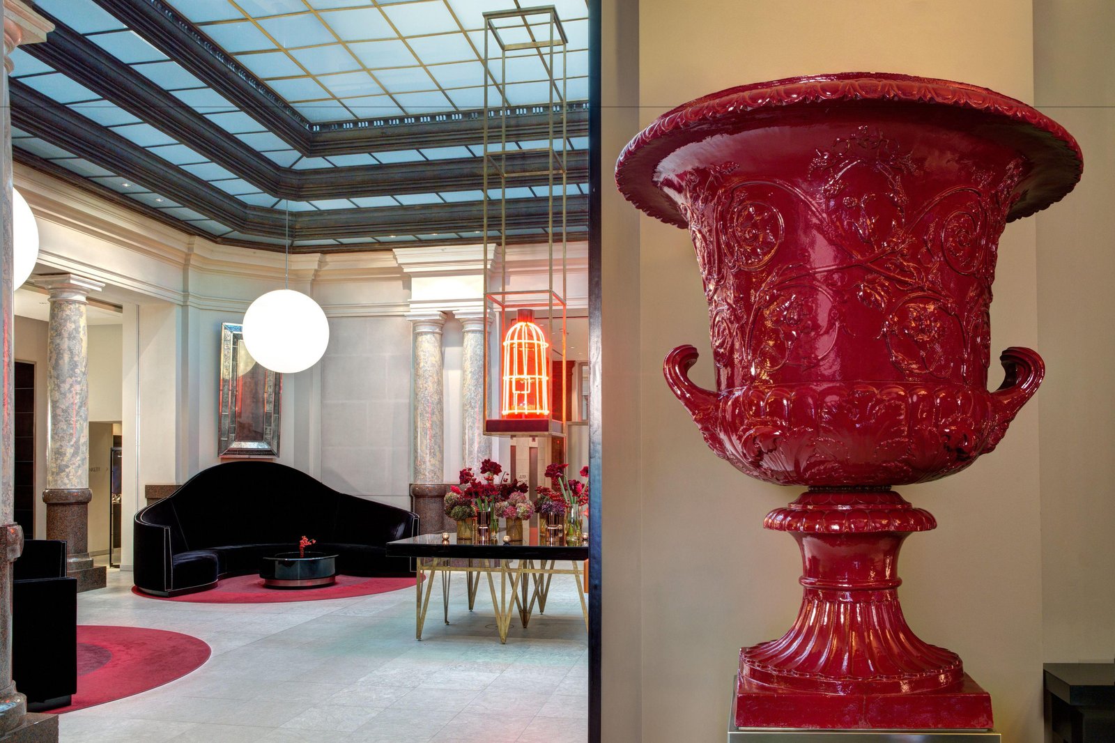 Hotel de Rome — backstory