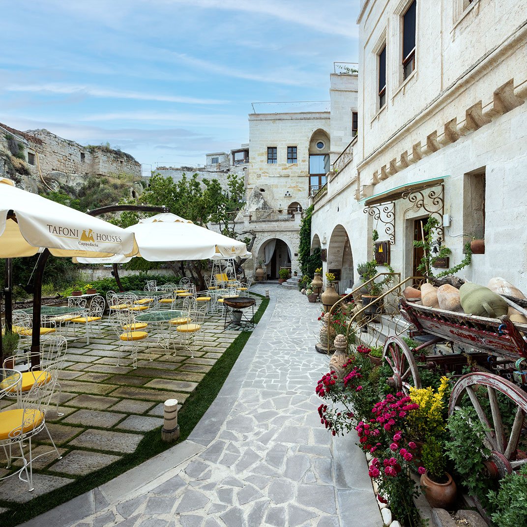 Tafoni Houses Cave Hotel