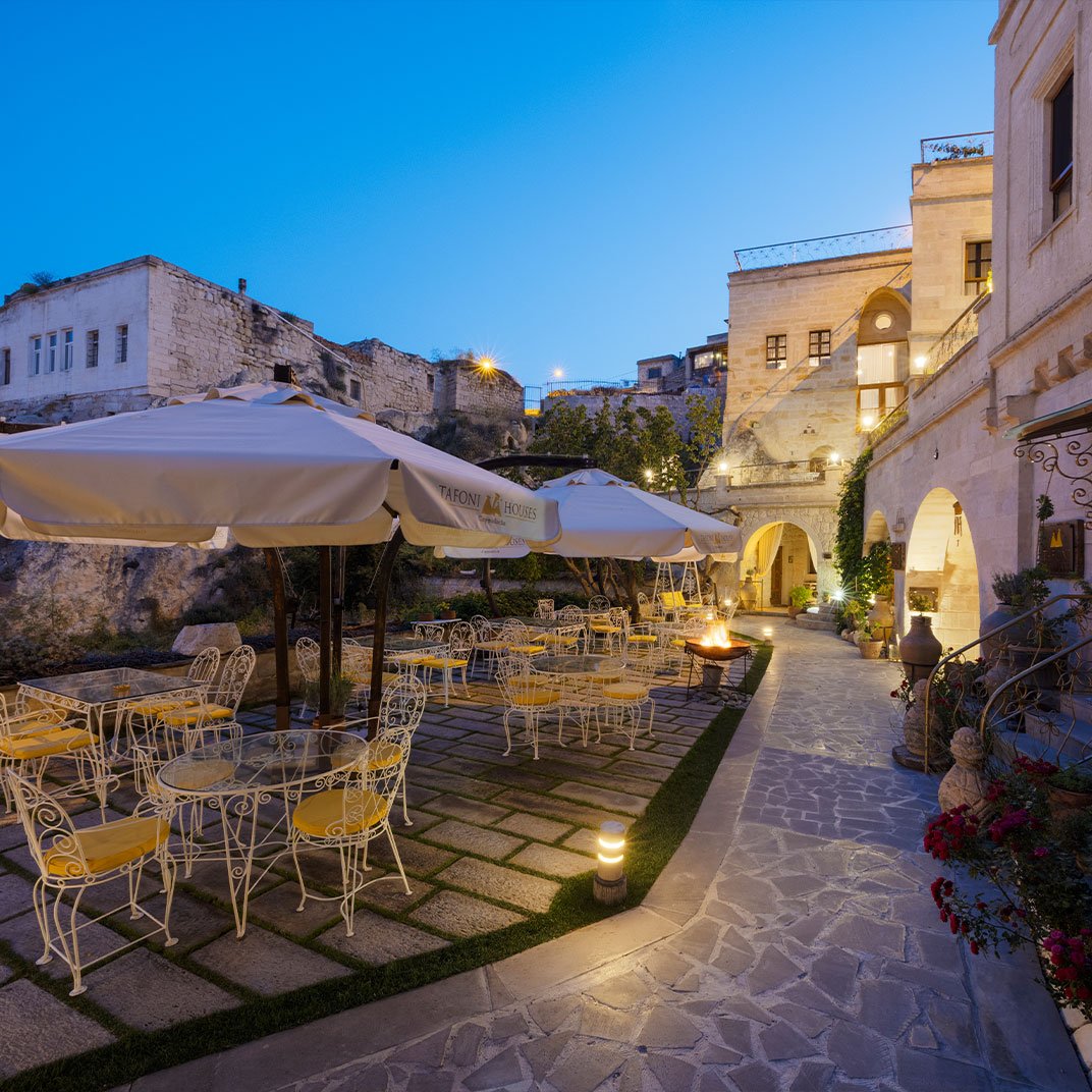 Tafoni Houses Cave Hotel