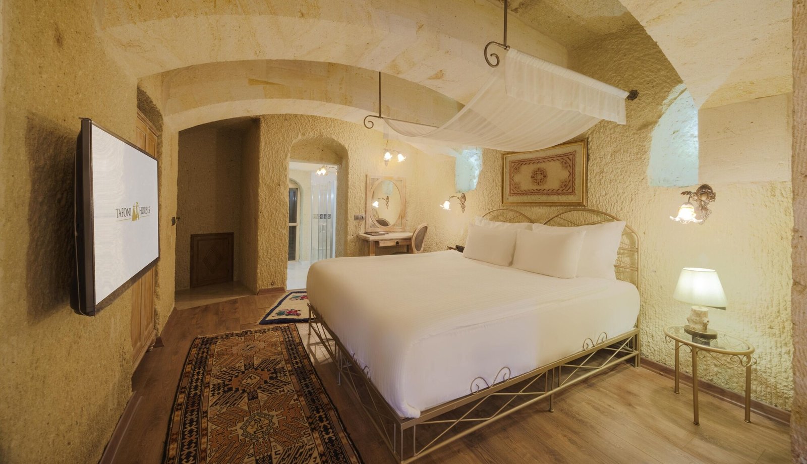 Tafoni Houses Cave Hotel