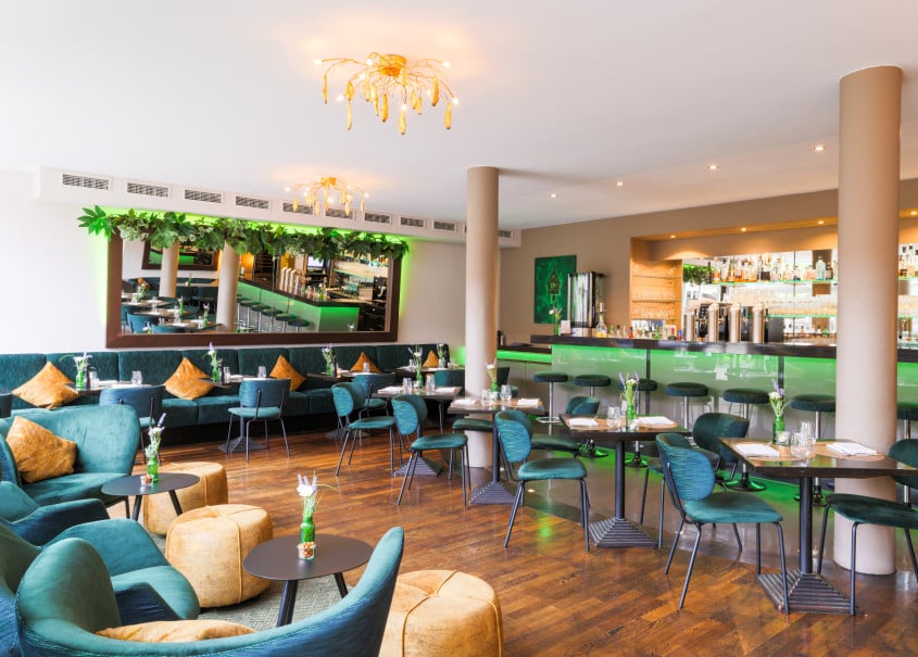Schloss Reinach, vivothek (bistro & weinbar)
