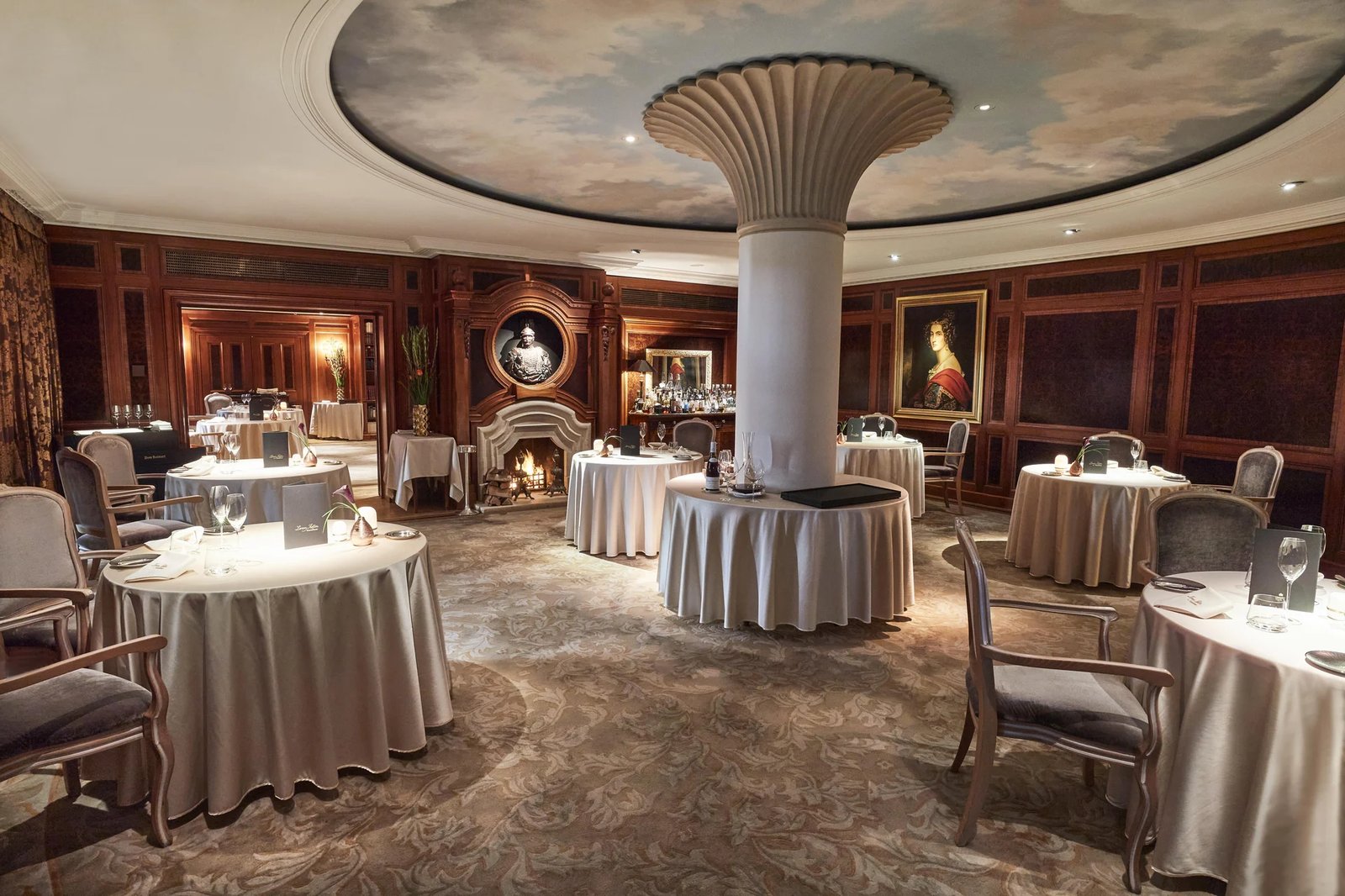 Hotel Adlon Kempinski Berlin, at the table