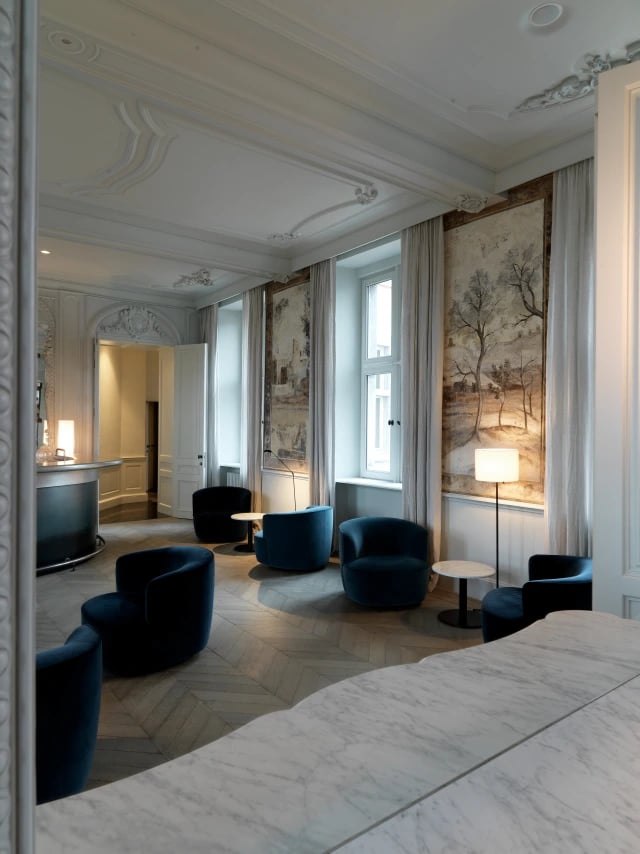 Château de Mirwart, salon bleu bar and lounge