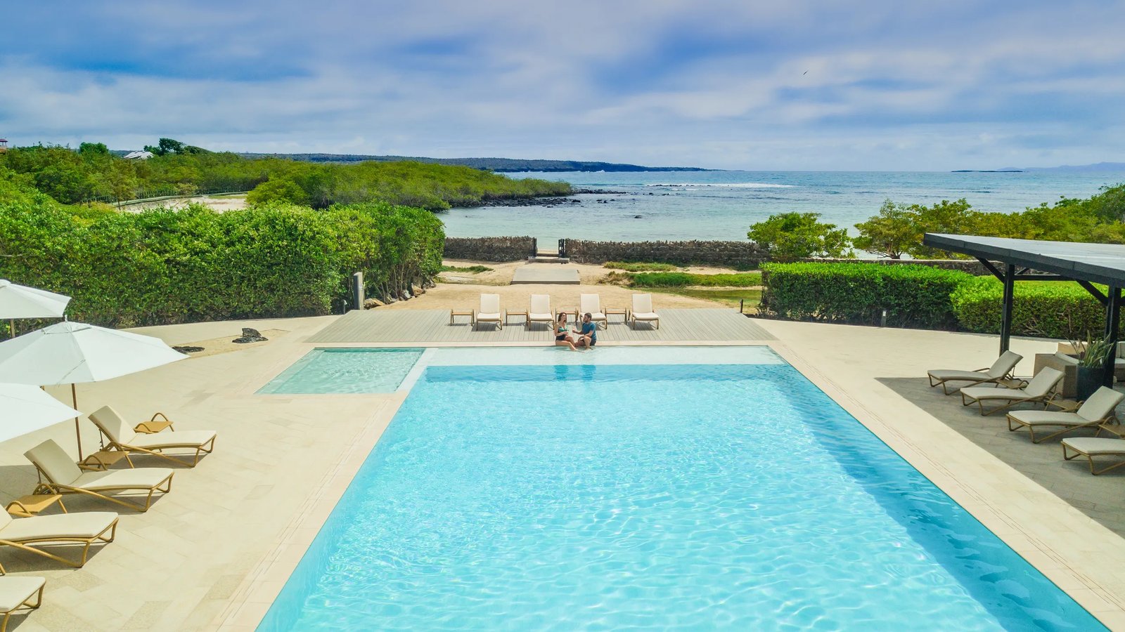 Finch Bay Galapagos Hotel, the pool