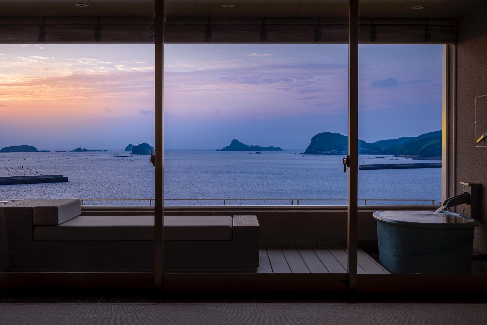 IKI RETREAT KAIRI MURAKAMI by Onko Chishin, rooms