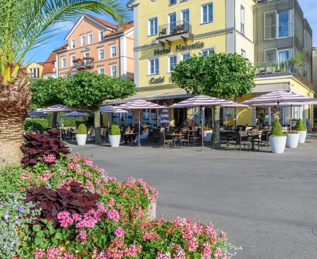 YachtHotel Helvetia, how it began