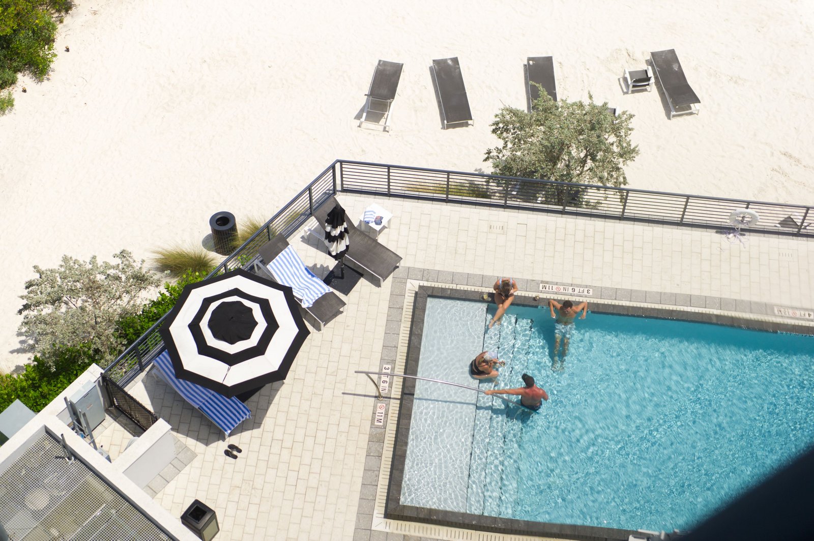 The CURRENT Hotel, Autograph Collection, the pool