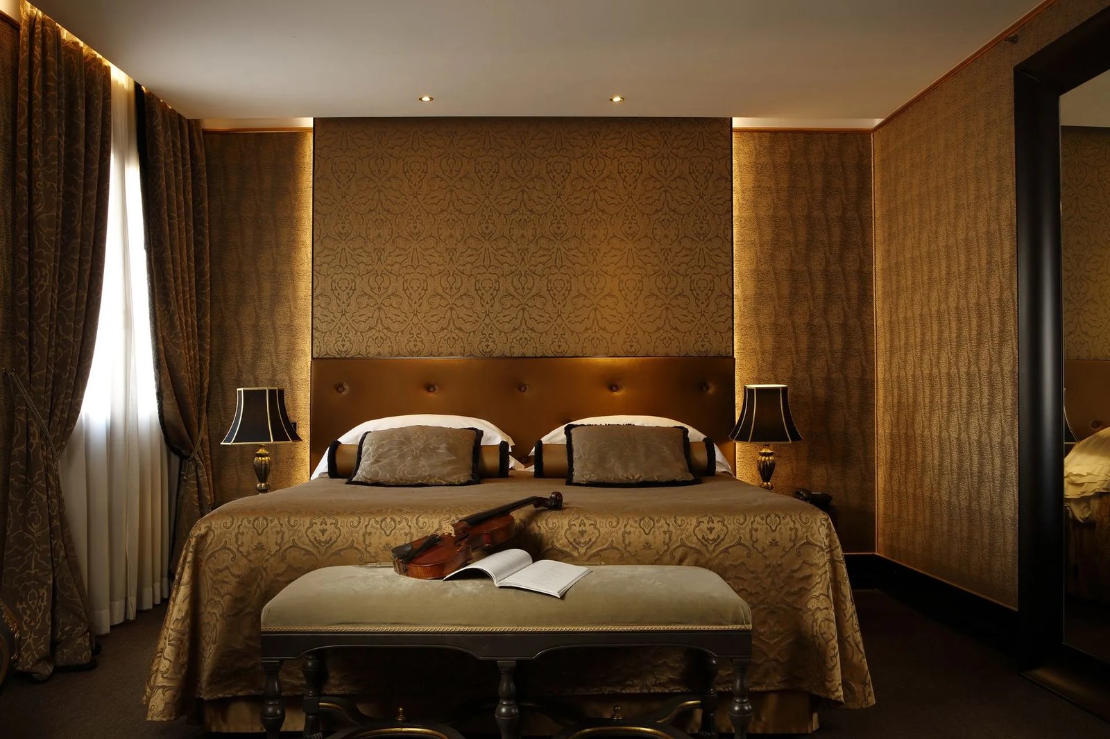 Aqua Palace Hotel, rooms