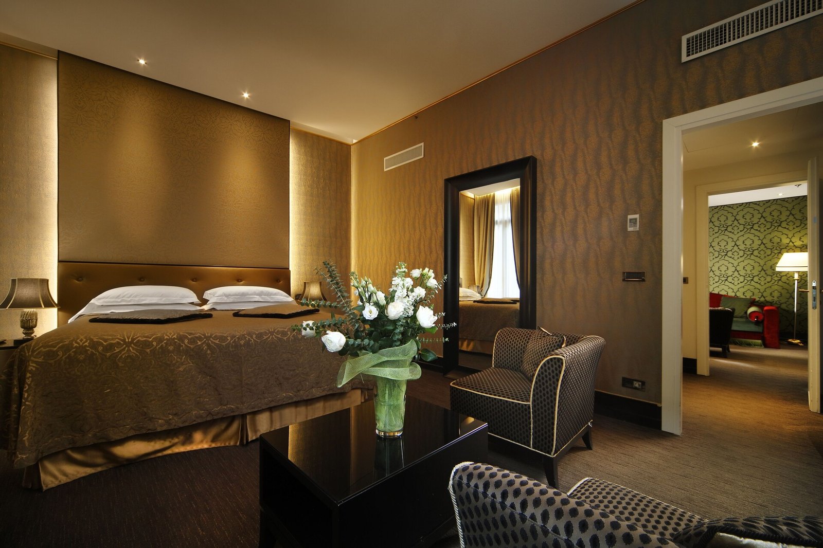 Aqua Palace Hotel, rooms