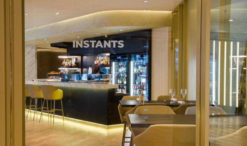Grand Plaza Hotel & Wellness, instants bar