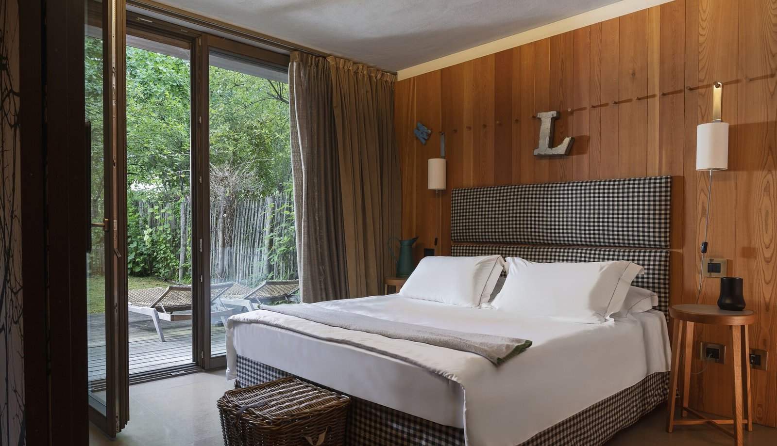 Eden Hotel, rooms