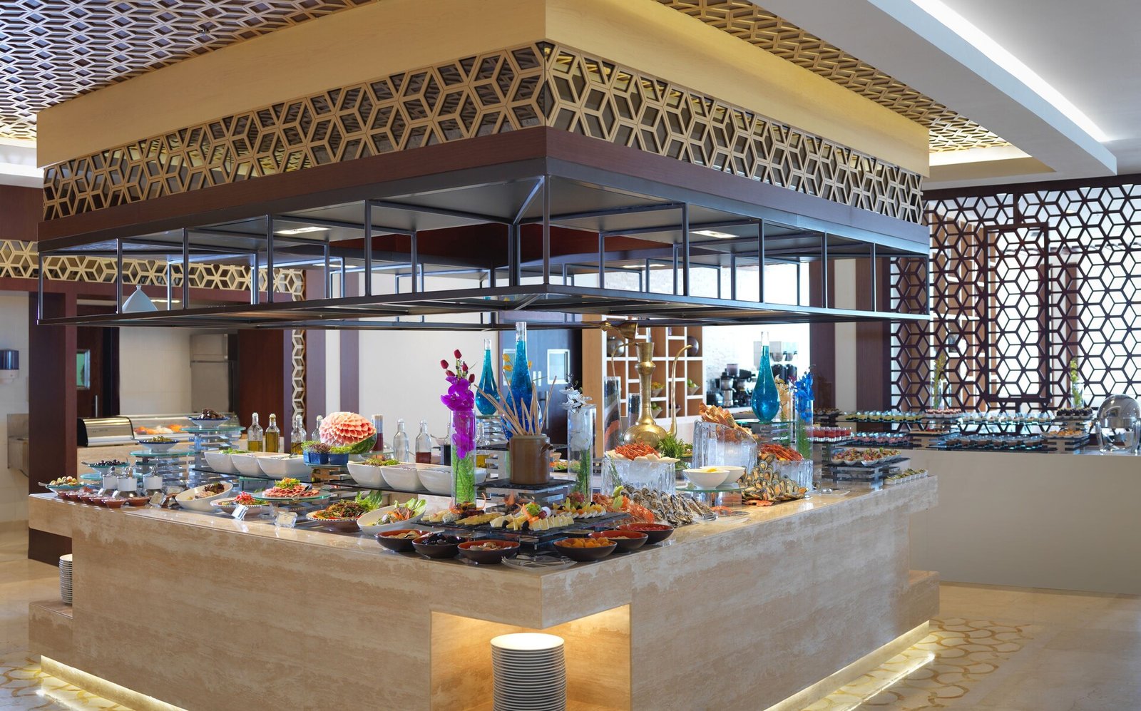 Two Seasons Hotel & Apartments, at the table