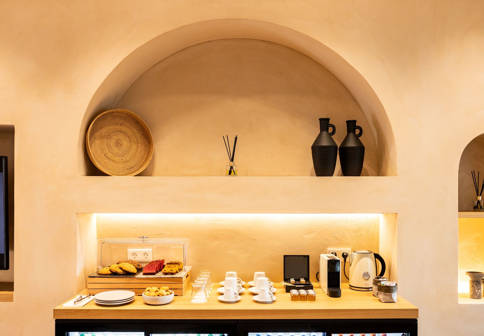 Cosme, a Luxury Collection Resort, Paros, at the table