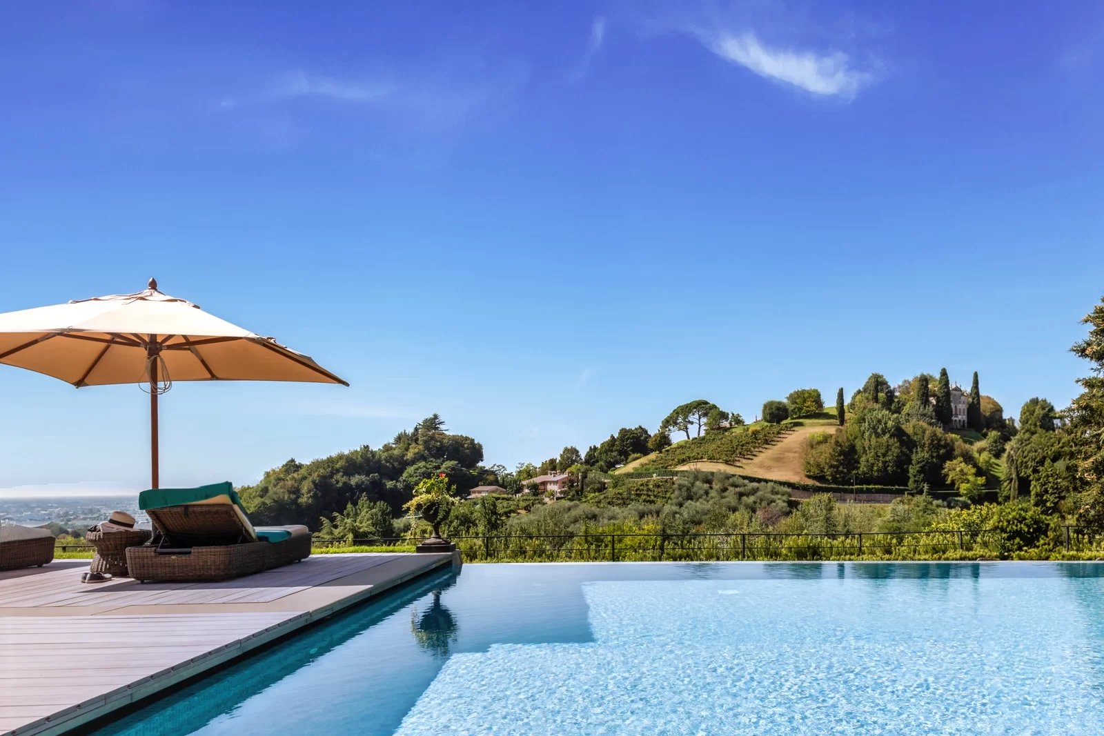 Hotel Villa Cipriani, the pool
