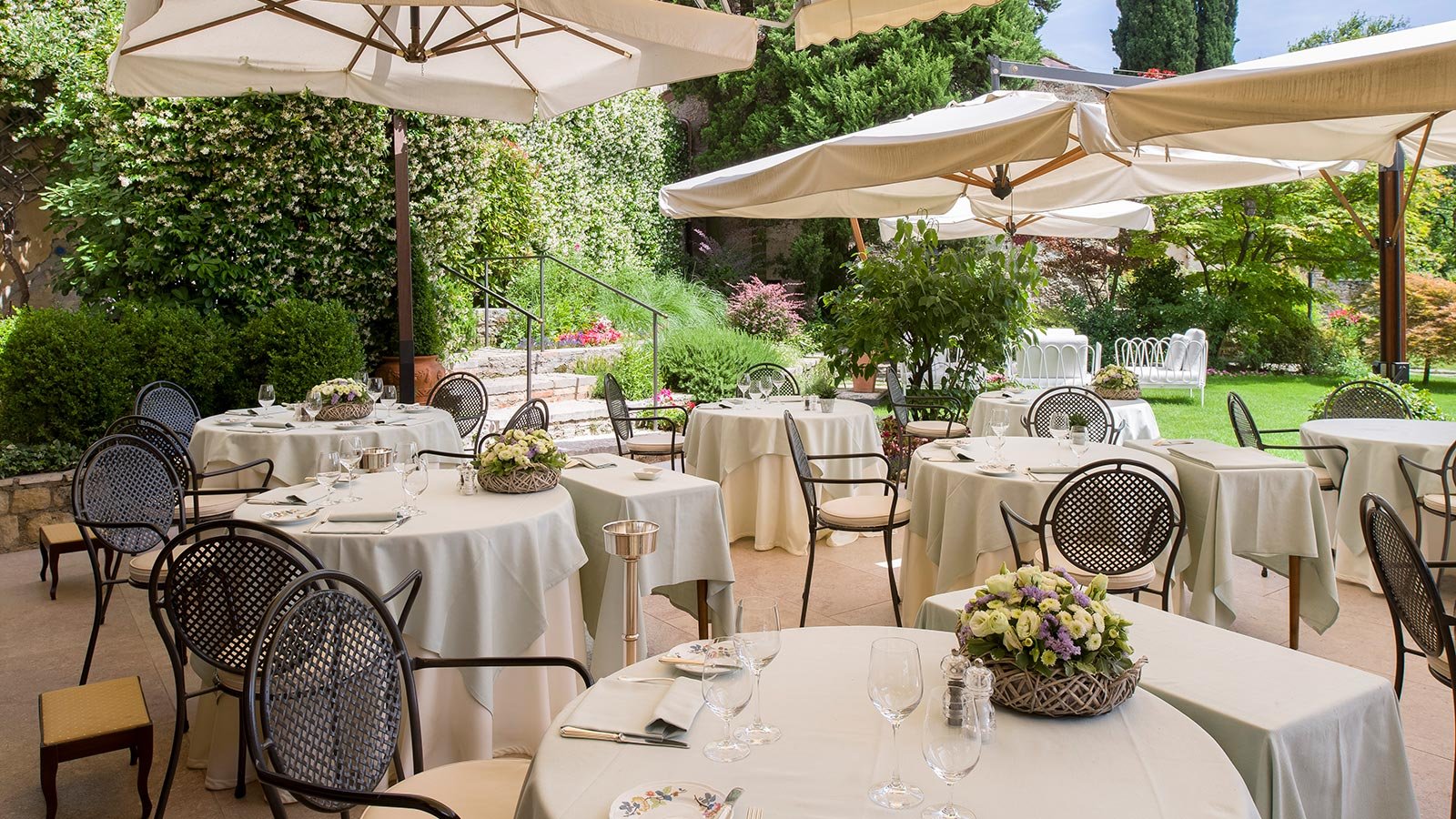 Hotel Villa Cipriani, villa cipriani restaurant