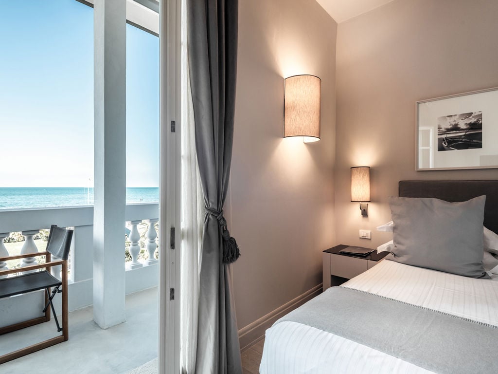Villa Grey, rooms