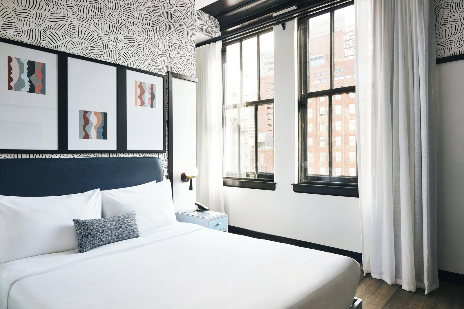Kinley Cincinnati Downtown, a Tribute Portfolio Hotel