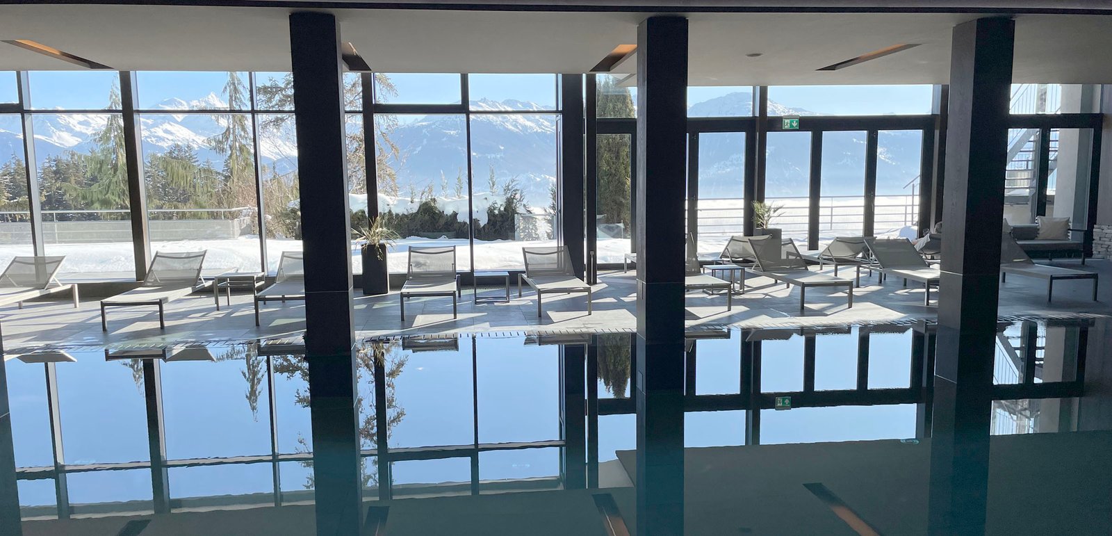 Crans Ambassador, an SLH Hotel, the pool