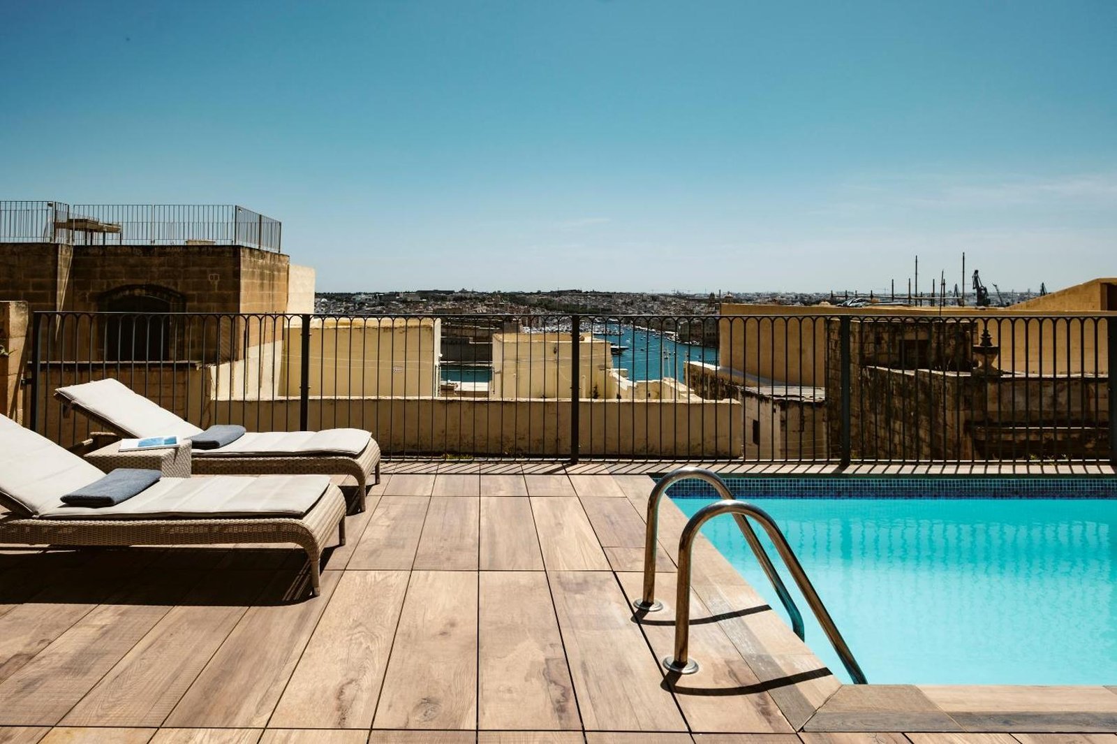 66 Saint Paul's Boutique Hotel