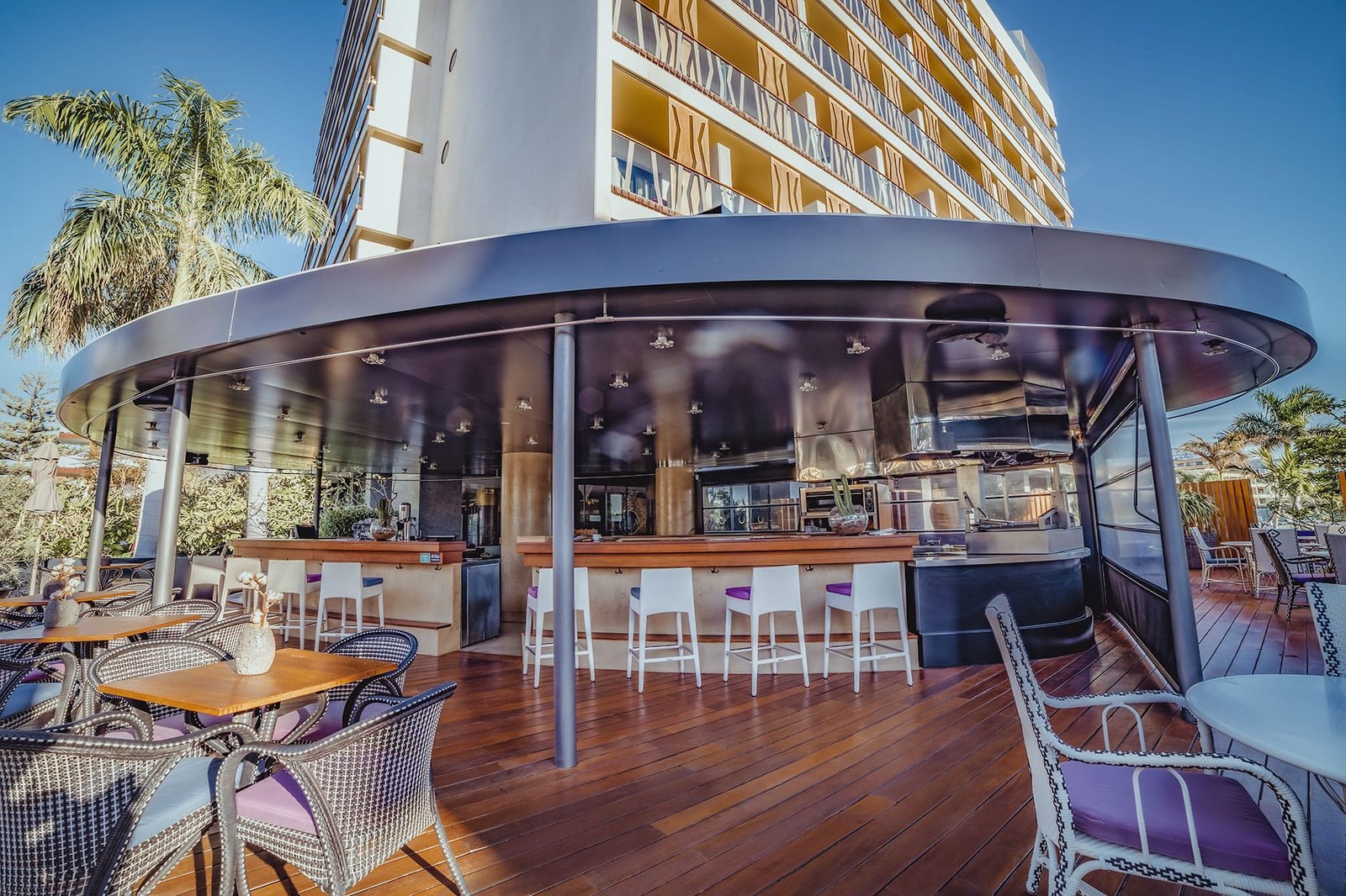 Bohemia Suites & Spa, at the table