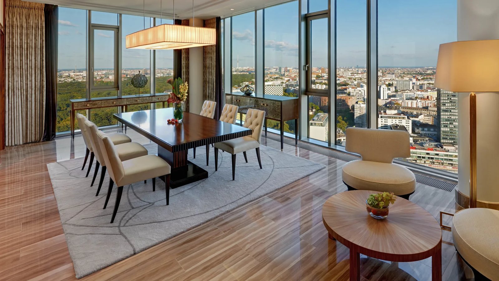 Waldorf Astoria Berlin — rooms