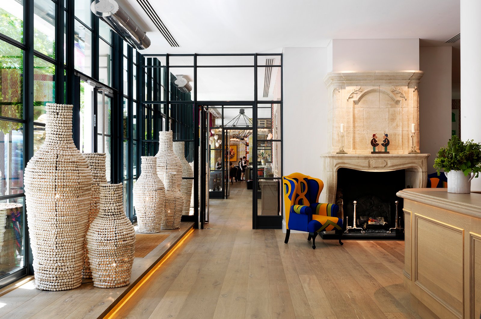 Ham Yard Hotel — vibe