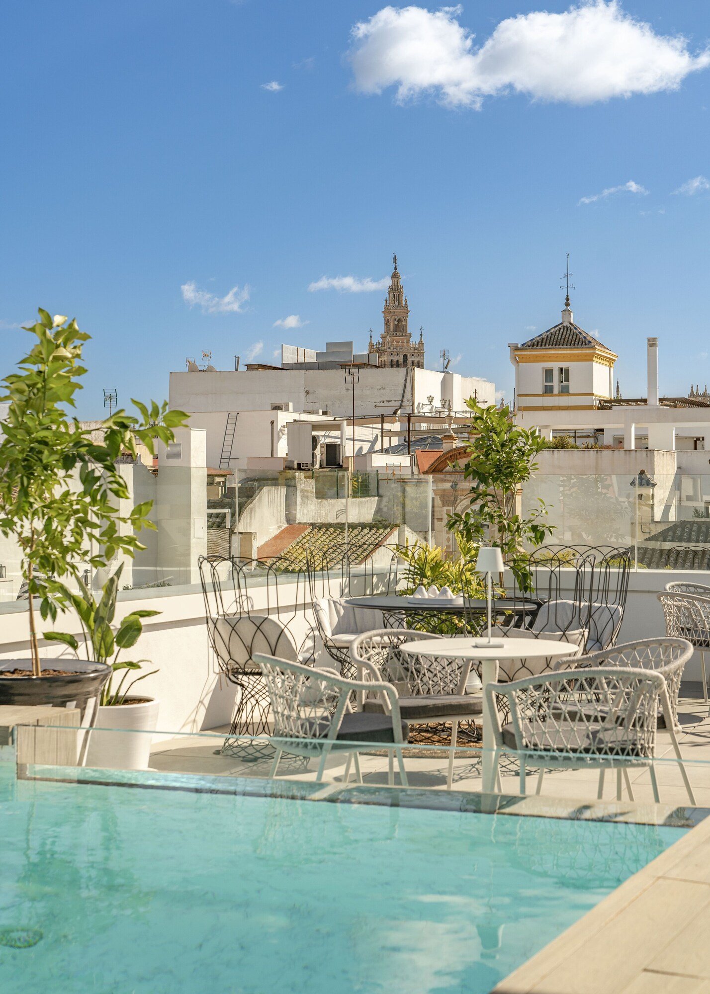 Hotel Vincci Molviedro, the pool