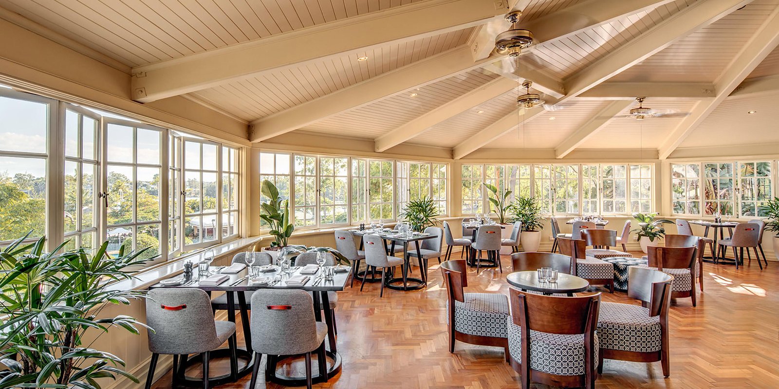 InterContinental Sanctuary Cove Resort, cove café