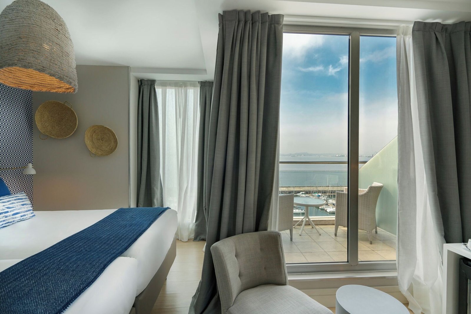 Hotel Vincci Puertochico, rooms