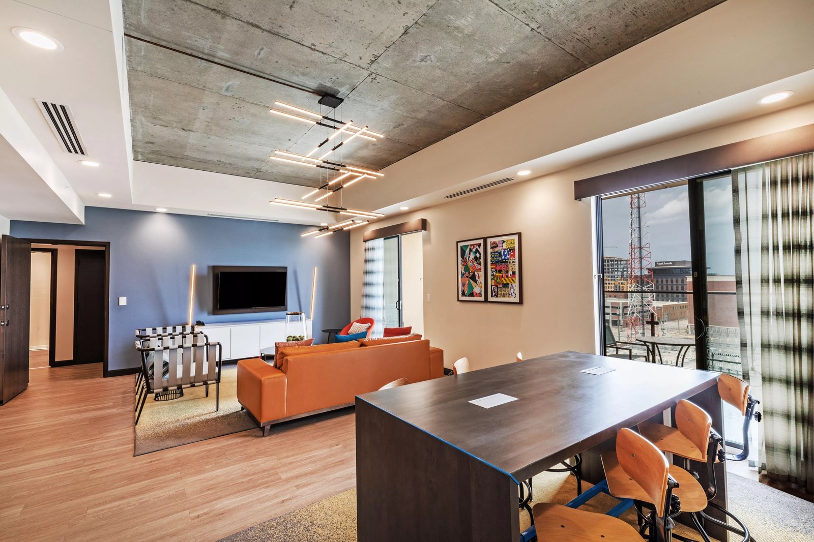 Hotel Indigo Tulsa Dwtn-Entertainment Area by IHG, rooms