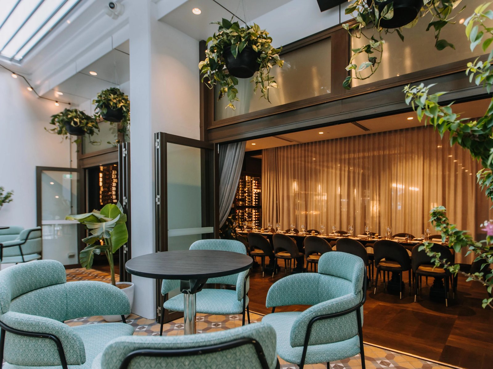 The Alva Hotel Brisbane, Vignette Collection by IHG, at the table