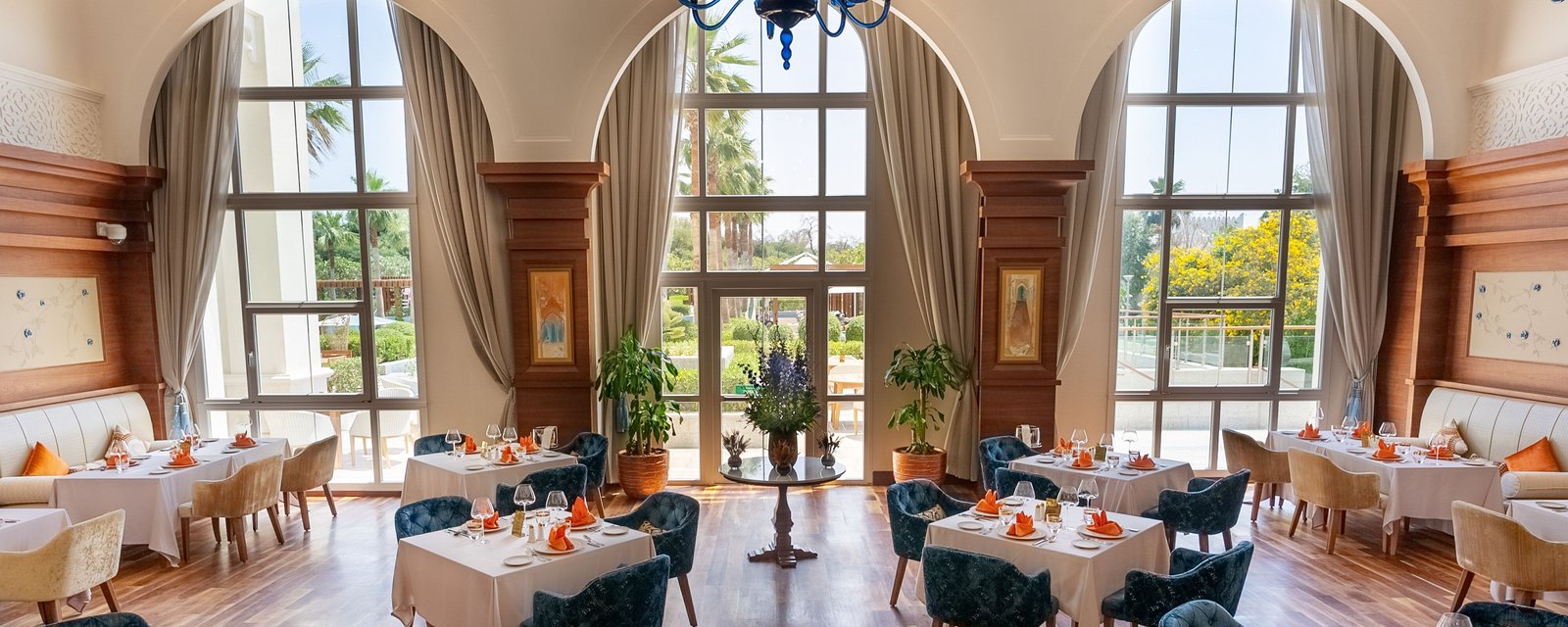 Al Messila, a Luxury Collection Resort & Spa, Doha, deli kitchen