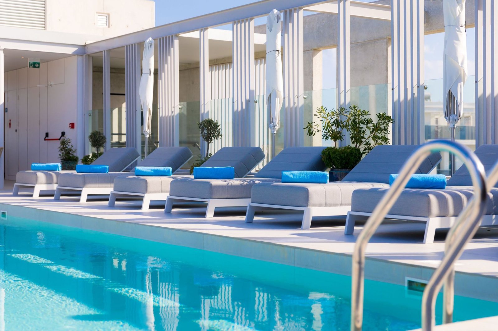 Hotel Indigo Larnaca by IHG, the pool