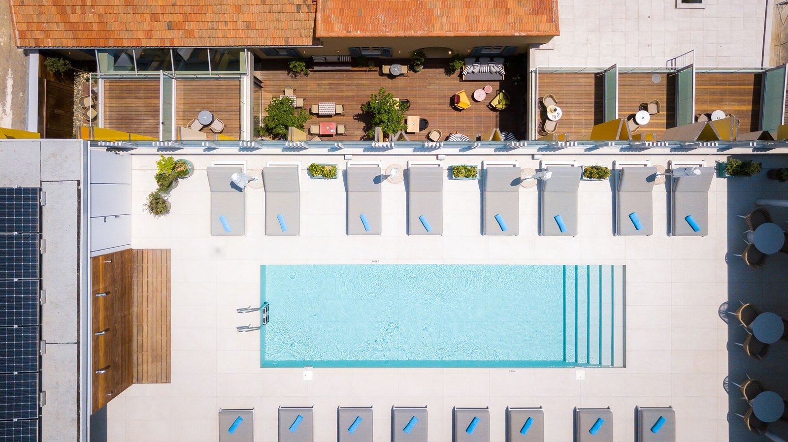 Hotel Indigo Larnaca by IHG, the pool