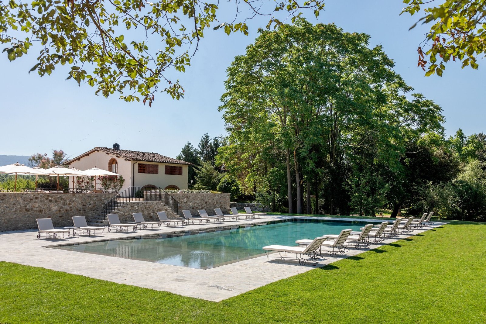 Viesca Toscana, the pool