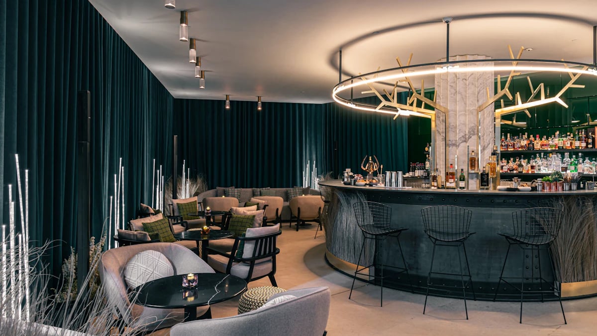 Hotel Café Royal, green bar
