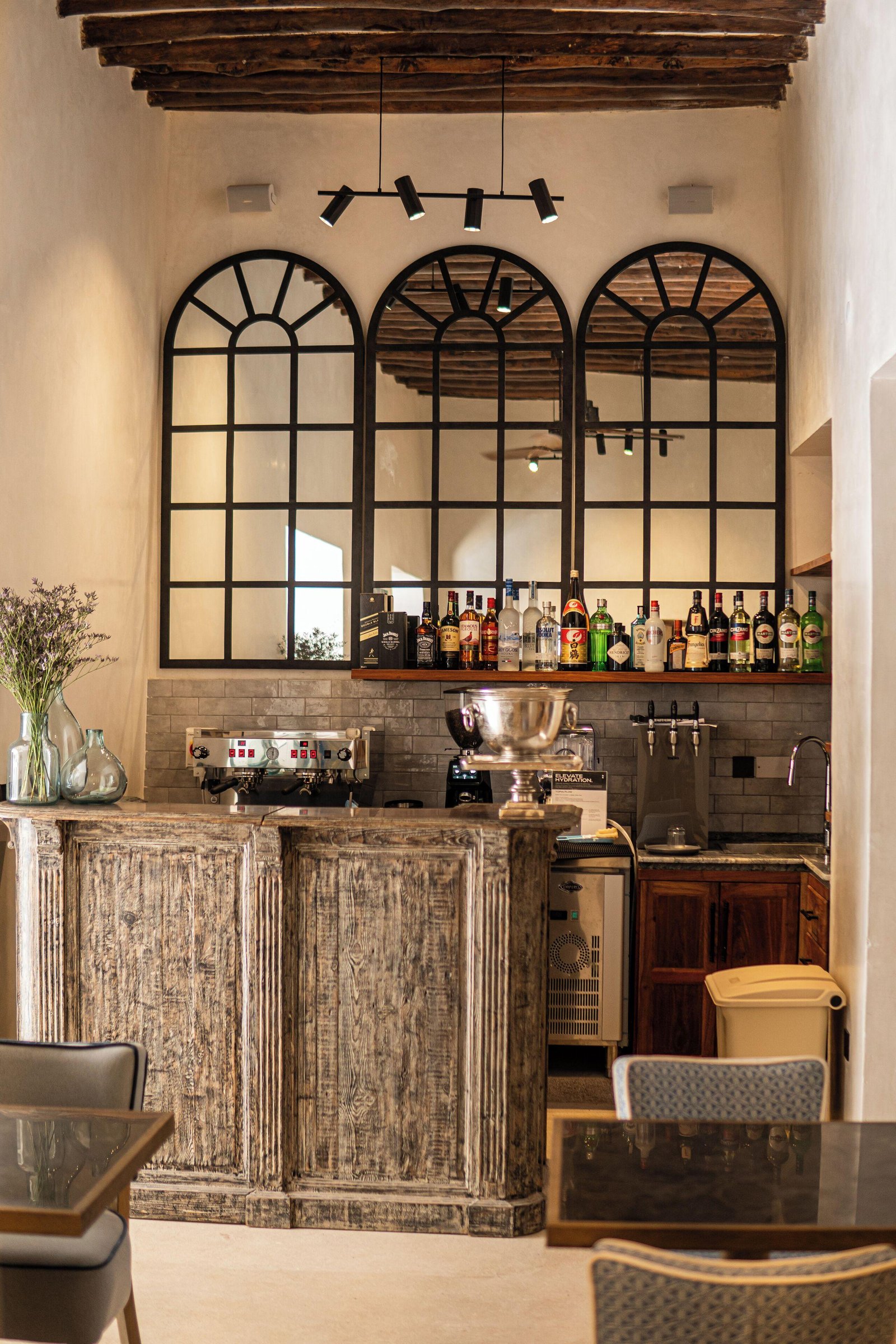 The Neela Boutique Hotel Stone Town, breadfruit restaurant & café