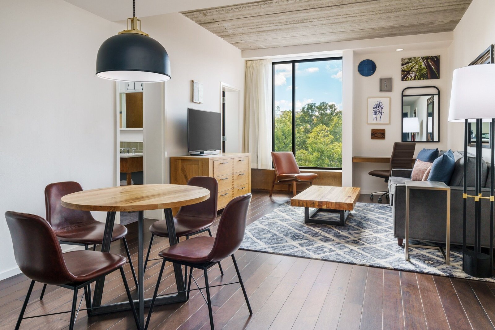 Hotel Indigo Athens Downtown - Univ Area by IHG