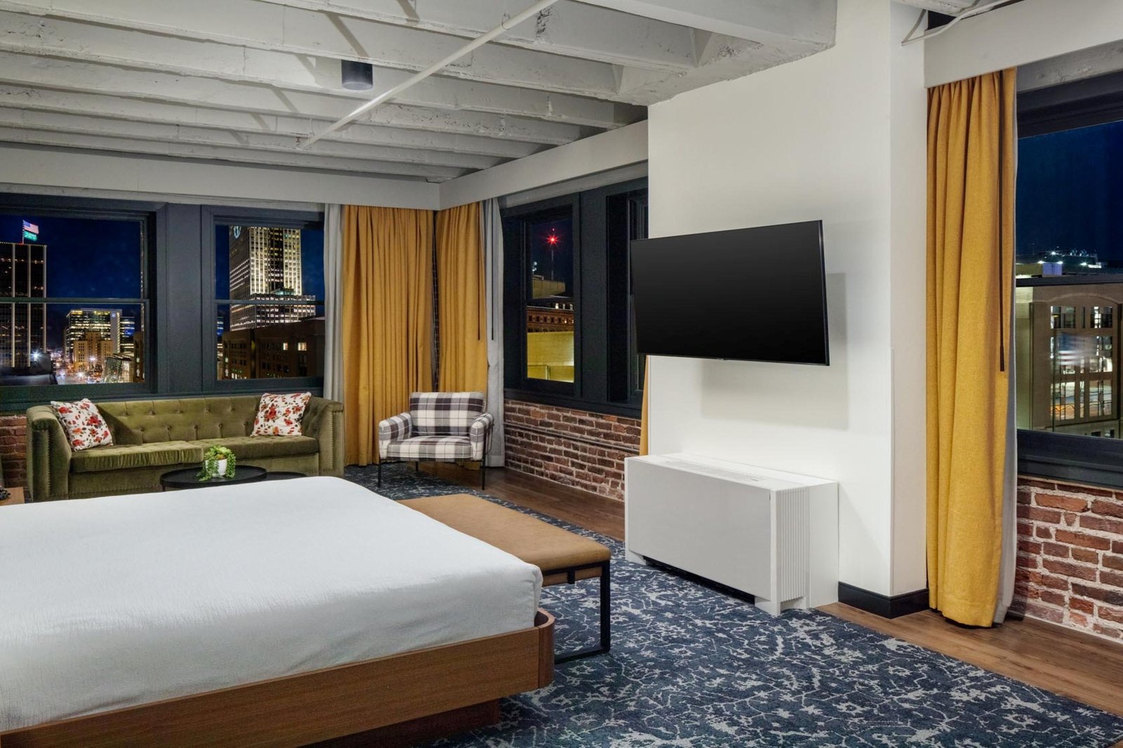 Hotel Indigo Omaha Downtown, an IHG Hotel